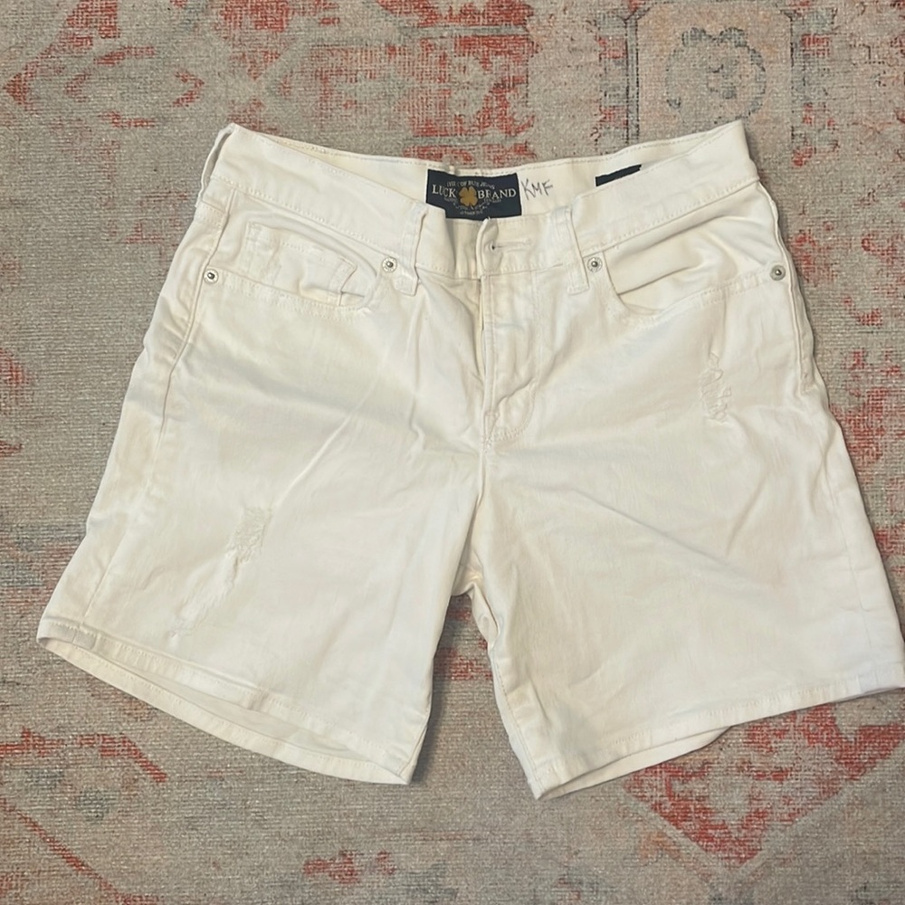 Lucky size 2 Jean shorts
